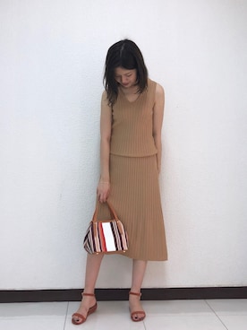 「アイテム（バングル/リストバンド）」を使った、まゆさん（レディース・171cm・20代）の夏コーディネート