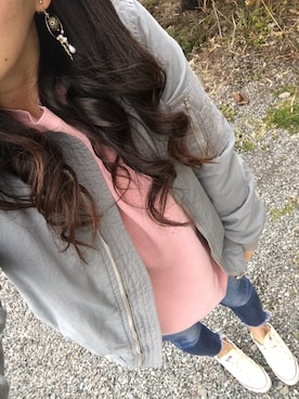 「Ungrid（アングリッド）のインディゴフレイドヘムストスリ（デニムパンツ）」を使った、c.cさん（レディース・153cm）の冬コーディネート