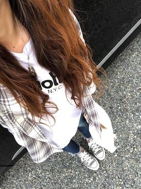 「Ungrid（アングリッド）のインディゴフレイドヘムストスリ（デニムパンツ）」を使った、c.cさん（レディース・153cm）の春コーディネート