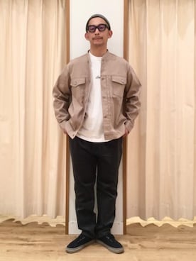 「coen（コーエン）のアイテム（ノーカラージャケット）」を使った、三樹 正明さん（メンズ・172cm）の冬コーディネート