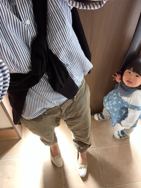 「present（プレゼント）のアイテム（トップス）」を使った、oriさん（レディース・156cm）の春コーディネート