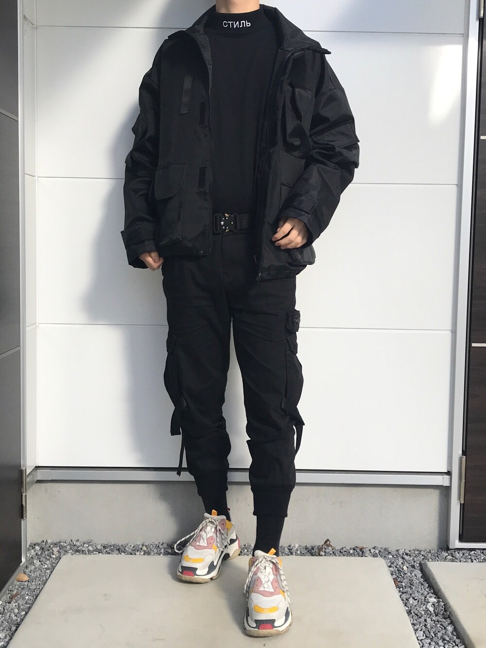 色んなコーデに♪【BALENCIAGA】Triple S Sporty スニーカ ダッドスニーカーブームは終わらない！あの洒落者が着用している