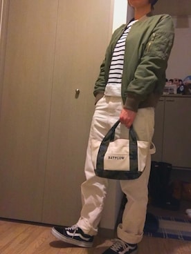 「BEAMS BOY（ビームスボーイ）のアイテム（MA-1）」を使った、さちこさん（レディース・158cm）の春コーディネート