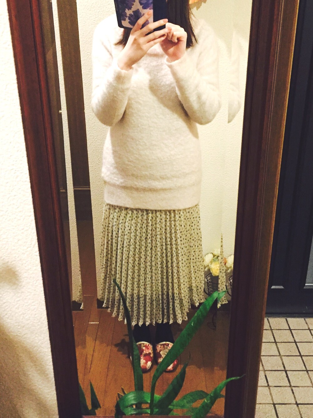 「Radiateのアイテム（ニット/セーター、ピンク系）」を使った、ayakaさん（レディース・161cm）の冬コーディネートの1枚目の写真