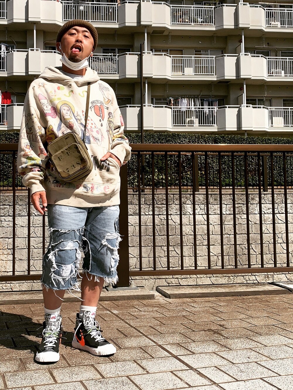「readymade、レディメイド、saintmichael、SAINTMXXXXXX、GALLERY DEPT.、gallerydept」｜「ROTHCOのアイテム（ニットキャップ/ビーニー、グリーン系）」を使った、A-MASTERさん（メンズ・170cm）の春コーディネートの1枚目の写真