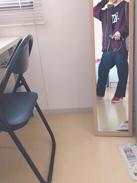 「GU（ジーユー）のアイテム（カーディガン/ボレロ、パープル系）」を使った、よんたさん（メンズ・168cm）の秋コーディネート
