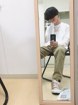 「LIDNM（リドム）のアイテム（Tシャツ/カットソー、ホワイト系）」を使った、よんたさん（メンズ・168cm）の秋コーディネート