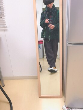 「UNIQLO（ユニクロ）のシルキーフリースジャケット（長袖）（その他アウター、グリーン系）」を使った、よんたさん（メンズ・168cm）の冬コーディネート