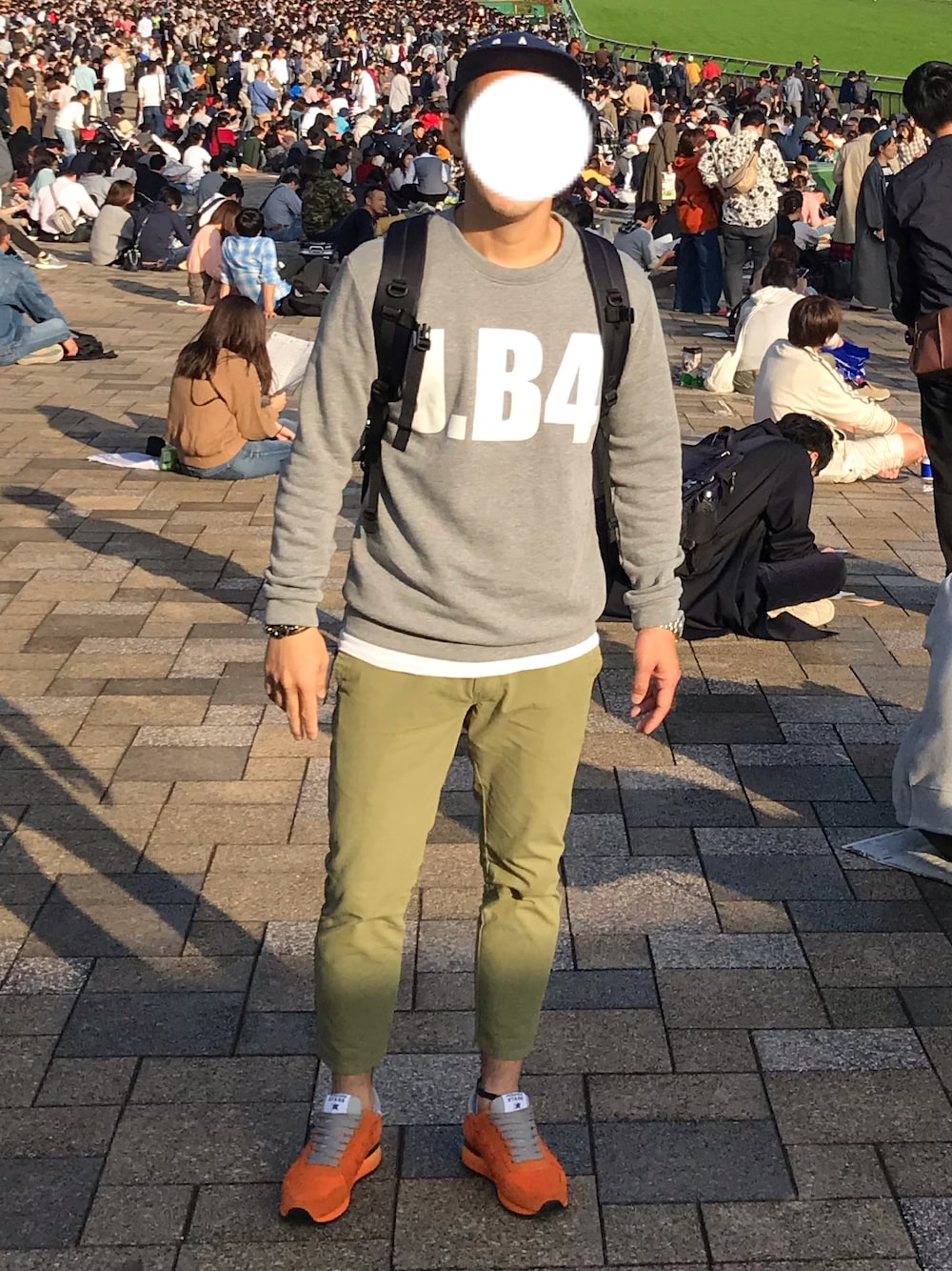 「おしゃれさんと繋がりたい、アトランティックスターズ、秋のコーデ、スウェット、グレー、wearhalloween2018、カジュアル、大人カジュアル」｜「MacchiaJのアイテム（キャップ、ブルー系）」を使った、M☆NKICHIさん（メンズ・172cm）の秋コーディネートの1枚目の写真