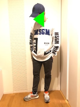 「MSGM（エムエスジーエム）のアイテム（スウェット）」を使った、M☆NKICHIさん（メンズ・172cm）の春コーディネート