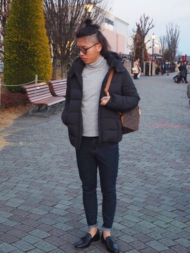 「TATRAS」｜「アイテム（ローファー）」を使った、しょうさん（メンズ・171cm）の冬コーディネート