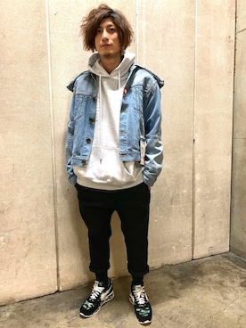 「HELIOT EMIL」｜「アイテム（ジャケット/アウター）」を使った、Takuto Itouさん（メンズ・170cm）の春コーディネート