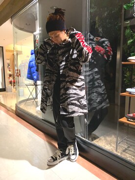 「SUPERTHANKS」｜「アイテム（スニーカー）」を使った、Takuto Itouさん（メンズ・170cm）の冬コーディネート