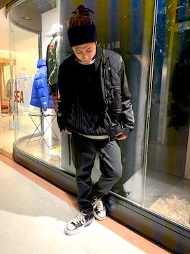 「SUPERTHANKS」｜「アイテム（スニーカー）」を使った、Takuto Itouさん（メンズ・170cm）の冬コーディネート