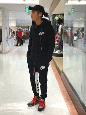 「STUD MUFFIN（スタッドマフィン）のアイテム（パンツ）」を使った、Takuto Itouさん（メンズ・170cm）の冬コーディネート