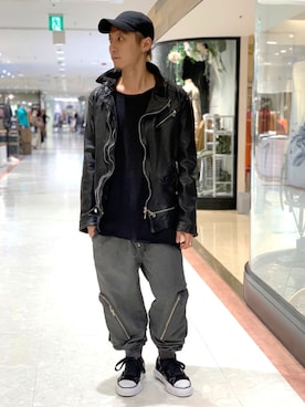 「スパンコール」｜「アイテム（ライダースジャケット）」を使った、Takuto Itouさん（メンズ・170cm）の冬コーディネート