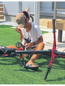 「ラフスタイル」｜「アイテム（ビーチサンダル）」を使った、yu⁑kiさん（レディース・167cm）の春コーディネート