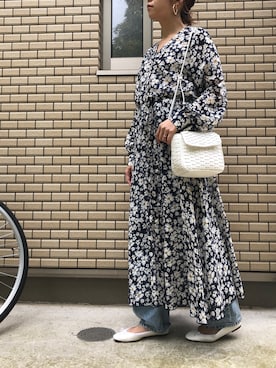 「ガウン」｜「アイテム（バレエシューズ）」を使った、shiiiiさん（レディース・160cm）の春コーディネート