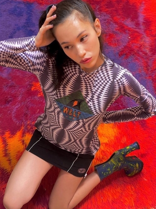 水原希子 Tシャツ カットソーを使ったコーディネート Wear
