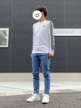 デニムパンツを使った Adidas Originals の人気ファッションコーディネート Avanca