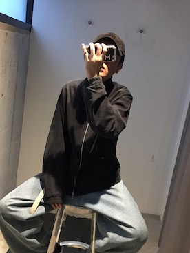 「NEONSIGN（ネオンサイン）のアイテム」を使った、Amitani@tokyobaseさん（メンズ・172cm）の秋コーディネート