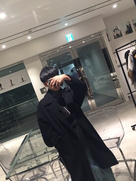 「アイテム（チェスターコート）」を使った、Amitani@tokyobaseさん（メンズ・172cm・20代）の秋コーディネート