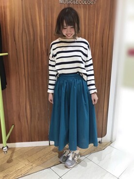 「earth music&ecology（アースミュージックアンドエコロジー）のアイテム（スニーカー）」を使った、ひかるさん（レディース・158cm）の冬コーディネート