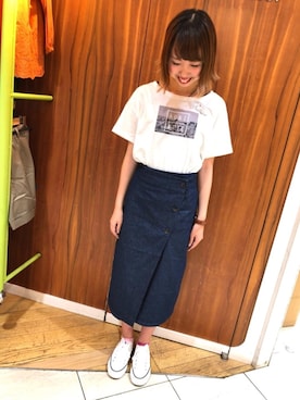 「earth music&ecology（アースミュージックアンドエコロジー）のアイテム（デニムスカート）」を使った、ひかるさん（レディース・158cm）の夏コーディネート