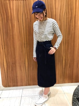 「earth music&ecology（アースミュージックアンドエコロジー）のアイテム（デニムスカート）」を使った、ひかるさん（レディース・158cm）の秋コーディネート