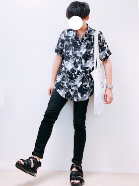 「Guess（ゲス）のアイテム（シャツ/ブラウス）」を使った、Yumaさん（メンズ・170cm）の春コーディネート