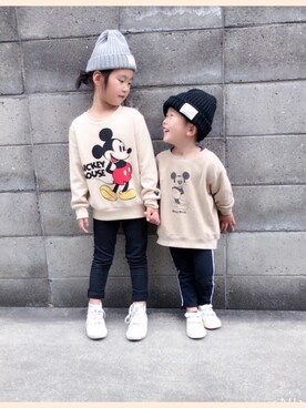 「AZUL by moussy（アズールバイマウジー）のアイテム（スウェット）」を使った、あみさん（キッズ・110cm）の秋コーディネート