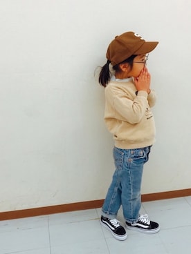 「AZUL by moussy（アズールバイマウジー）のアイテム（スウェット）」を使った、あみさん（キッズ・110cm）の冬コーディネート