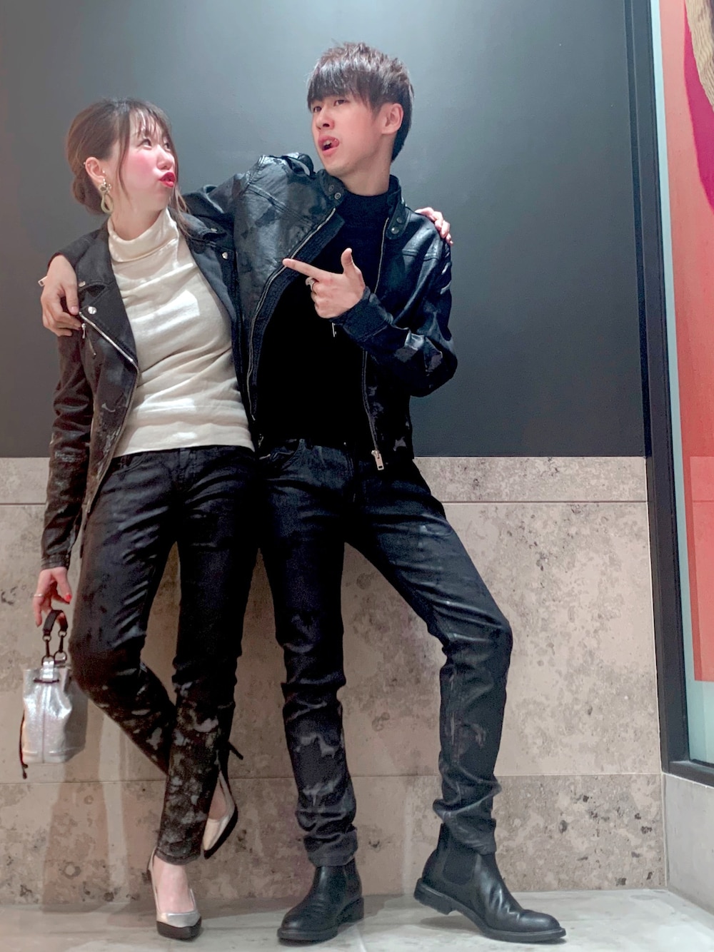 DIESELのデニムジャケットを使った「ペアルック」の人気 DIESELのデニムジャケットを使った「ペアルック」の人気