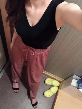 「アイテム（タンクトップ）」を使った、konchanさん（レディース・156cm）の秋コーディネート