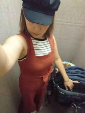 「NANO universe（ナノユニバース）のアイテム（サロペット/オーバーオール）」を使った、りこさん（レディース・160cm）の夏コーディネート