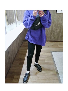 「アイテム（ボディバッグ/ウエストポーチ）」を使った、OTSUMAMIさん（レディース・168cm・20代）の秋コーディネート