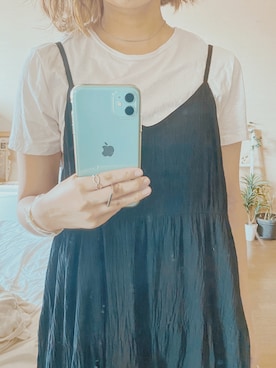 「stradivarius（ストラディバリウス）のアイテム（Tシャツ/カットソー、ホワイト系）」を使った、sheeeeさん（レディース・158cm）の秋コーディネート