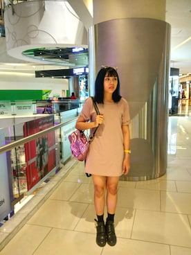 「ALEXIS（アレクシス）のアイテム」を使った、Nabilagpさん（レディース・165cm）の秋コーディネート