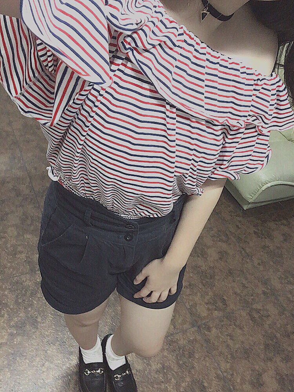 「夏、オフショル、ハイウエスト、데일리룩」｜「WEGOのアイテム（ネックレス、ブラック系）」を使った、39さん（レディース・152cm）の夏コーディネートの1枚目の写真