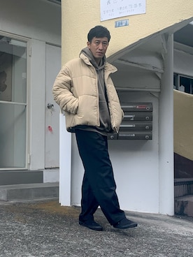 「アイテム（スニーカー、ブラック系）」を使った、aceshop_snapさん（メンズ・174cm）の冬コーディネート