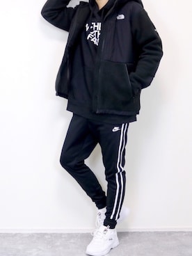 「ロゴパーカー」｜「アイテム（その他）」を使った、gakuさん（メンズ・173cm）の冬コーディネート