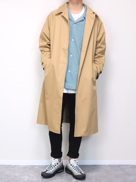 「GU（ジーユー）のアイテム（トレンチコート）」を使った、gakuさん（メンズ・173cm）の春コーディネート