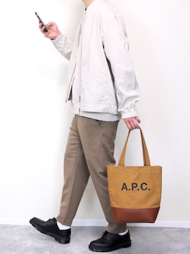 「URBAN RESEARCH（アーバンリサーチ）のアイテム（ジャケット/アウター）」を使った、gakuさん（メンズ・173cm）の春コーディネート
