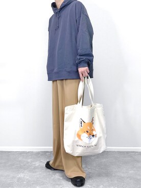 「MAISON KITSUNE」｜「アイテム（その他）」を使った、gakuさん（メンズ・173cm）の秋コーディネート