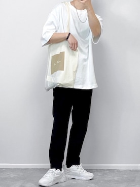 「onetome（ワントゥーミー）のアイテム」を使った、gakuさん（メンズ・173cm）の春コーディネート