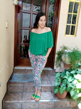「SO（エスオー）のアイテム（サンダル）」を使った、Faby Arroyoさん（レディース・157cm）の夏コーディネート