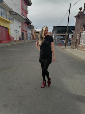 「ANN TAYLOR（アンテイラー）のアイテム」を使った、Faby Arroyoさん（レディース・175cm）の冬コーディネート