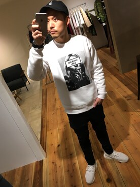 「FR2（エフアールツー）のアイテム（スウェット）」を使った、隣 達哉さん（メンズ・175cm）の春コーディネート