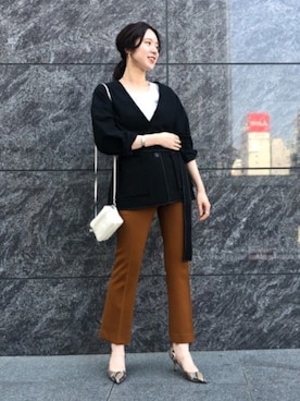 「EFFE BEAMS（エッフェビームス）のアイテム（パンツ）」を使った、Demi-Luxe BEAMSさん（レディース・163cm）の秋コーディネート