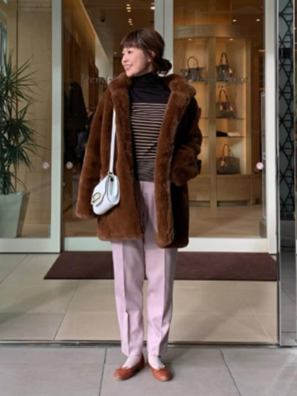 APPARIS エコファーコート アパリスパリ 64-19-0811-015 Steffi Faux Fur Coat in Ink – Apparis